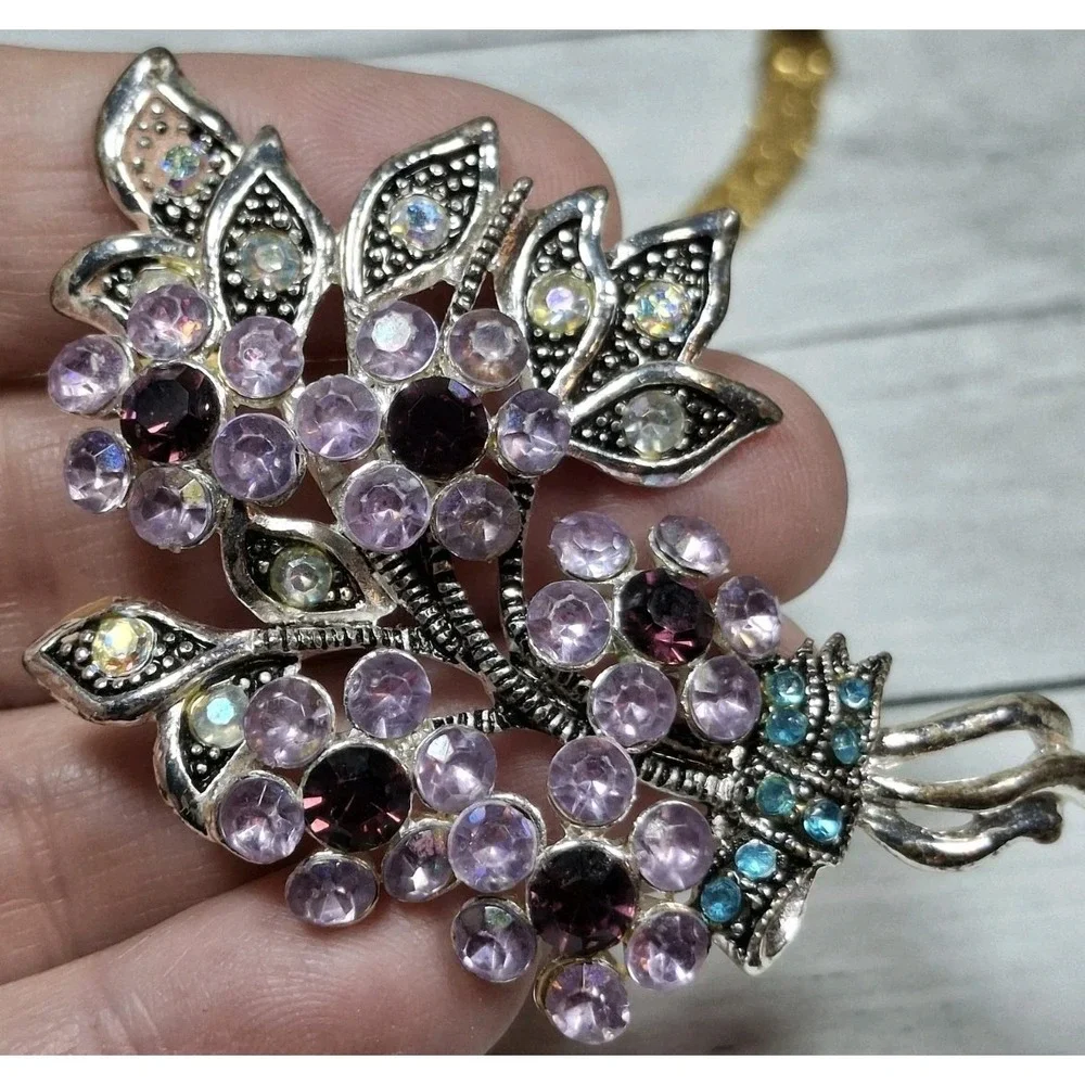 Lot Of 17 Pieces Of Costume Jewelry Evil Eye Dragonfly Brooches Butterfly Heart